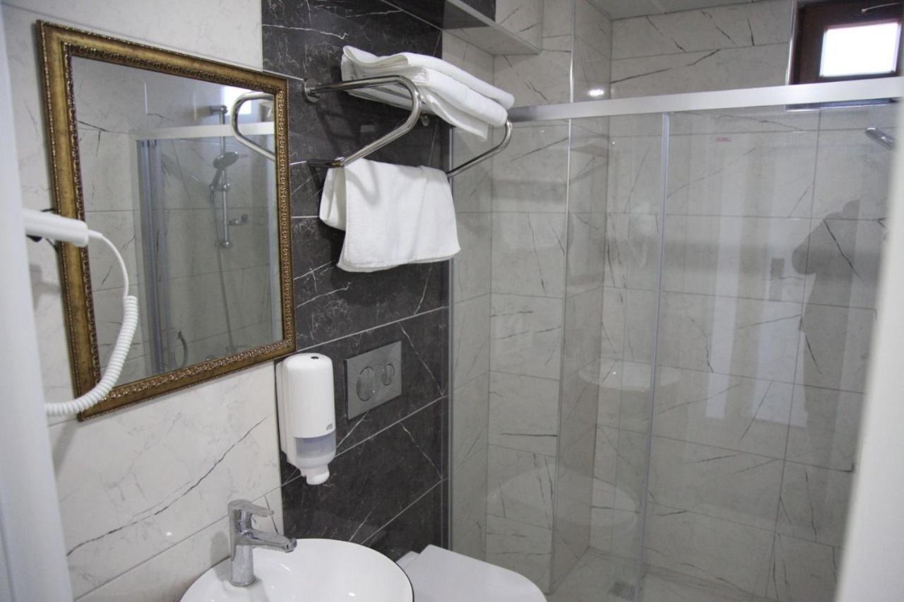 Egirdir Kroisos Lake Resort Hotel מראה חיצוני תמונה